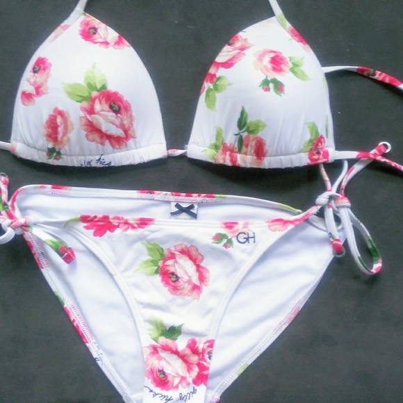 Gilly Hicks Other - _NWOT GILLY HICKS/ABERCROMBIE STRING BIKINI SM/M_